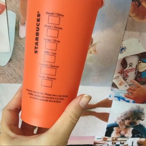 Cute Hug it out reusable Starbucks cup - Picture 2 of 3